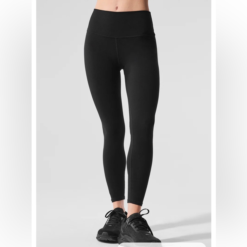 Alo Yoga - Alosoft High-Waist 7/8 Highlight Legging - Picture 3 of 11